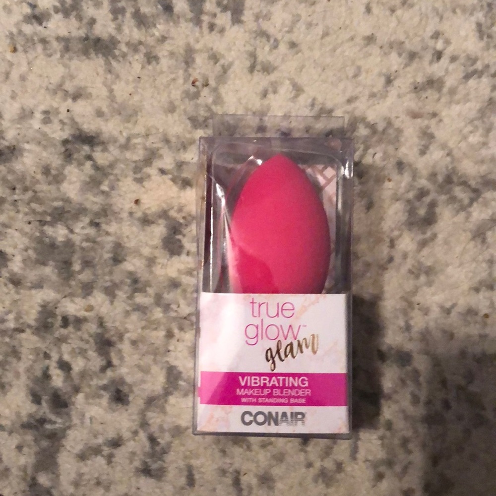 NIP Conair vibrating makeup blender
